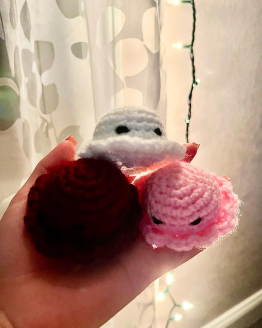 2 Mini octopuses keychains🌸